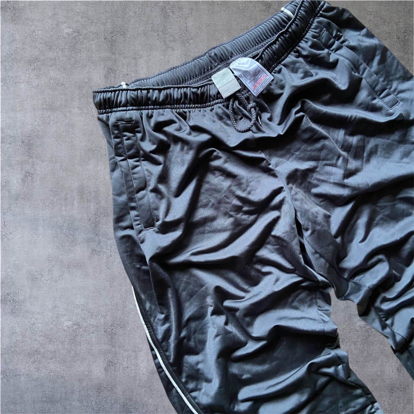 VINTAGE Nike 2000s Tracksuit – Silver Tag – Grey Shades – XXL