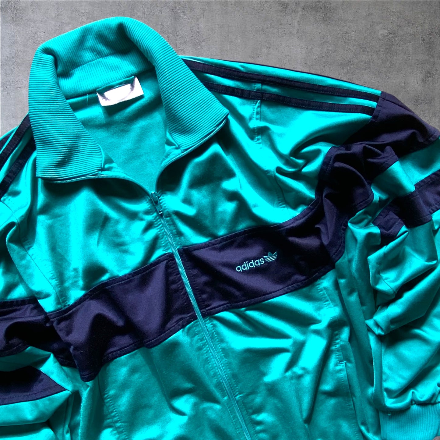 VINTAGE Adidas 90s Originals Trackjacket – Türkis / Navy Blue – Silver Tag – Gr. M