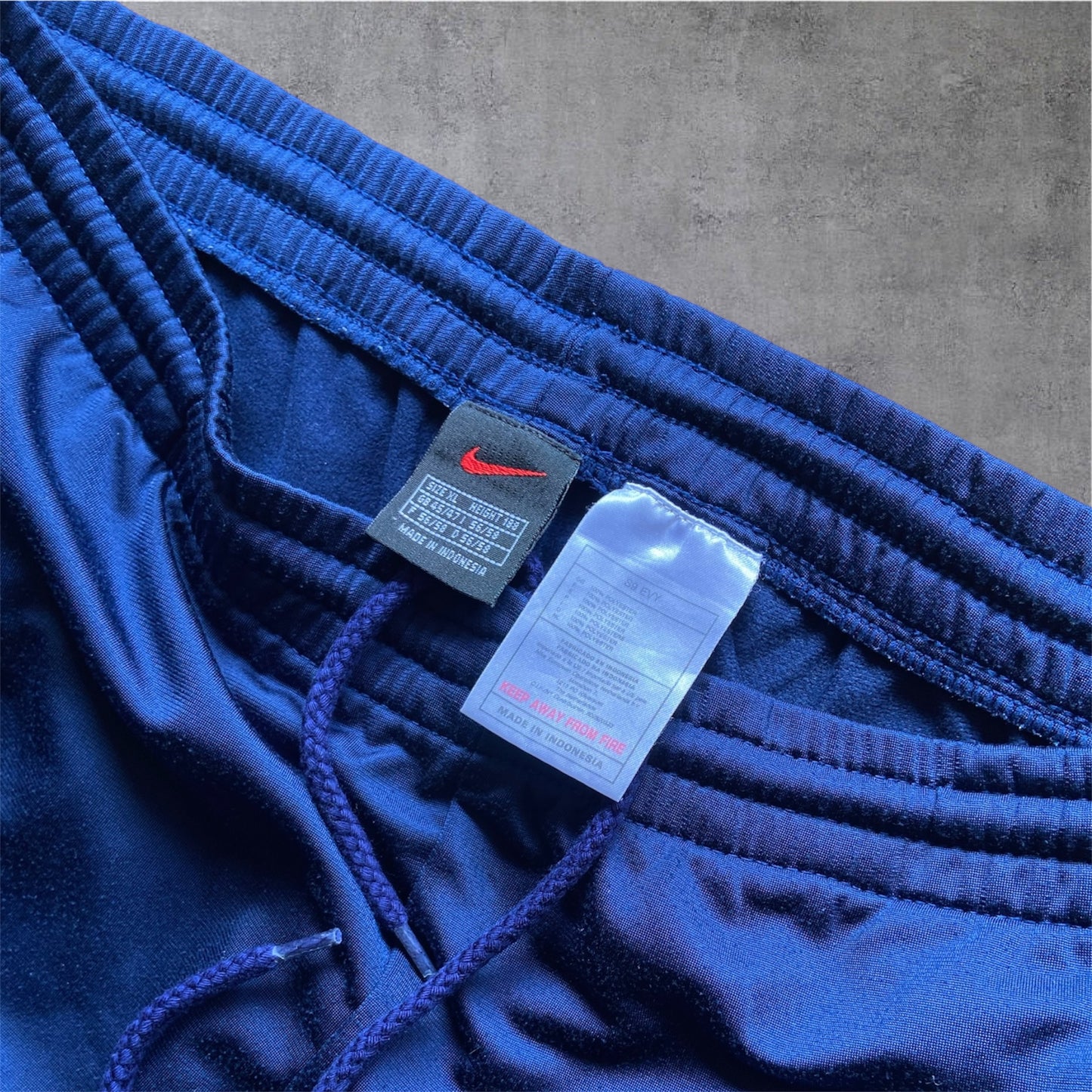 VINTAGE Nike 90s TRACKSUIT – WHITE & NAVY - Gr. XL