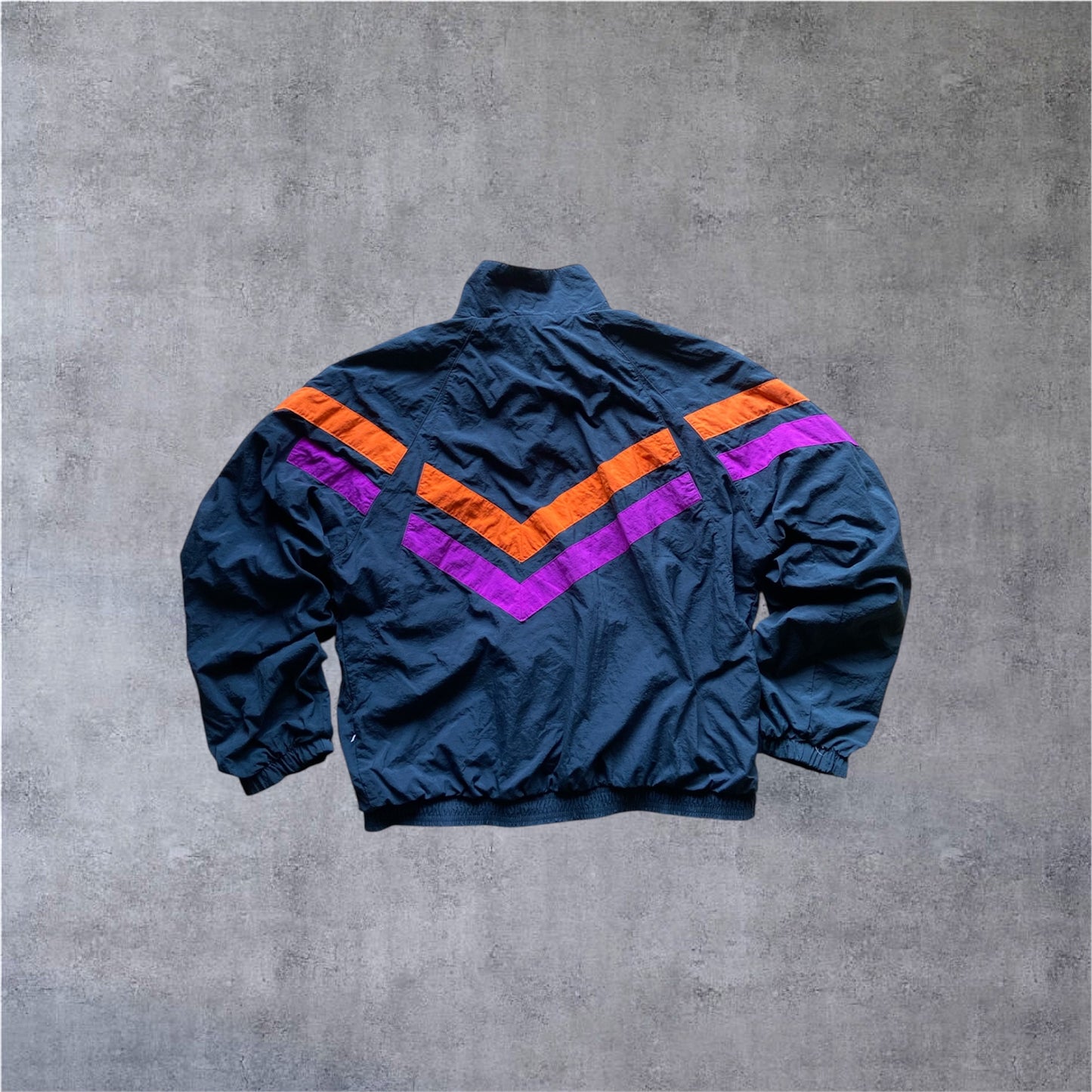 VINTAGE Nike 90s CHEVRON TRACKSUIT – Gr. M