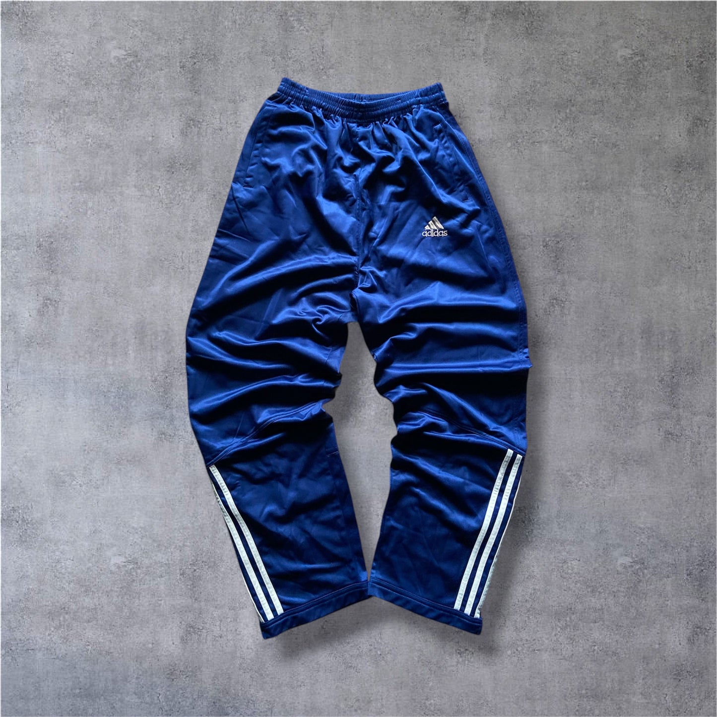 VINTAGE Adidas 90s Tracksuit – Creme & Navy – Gr. XL