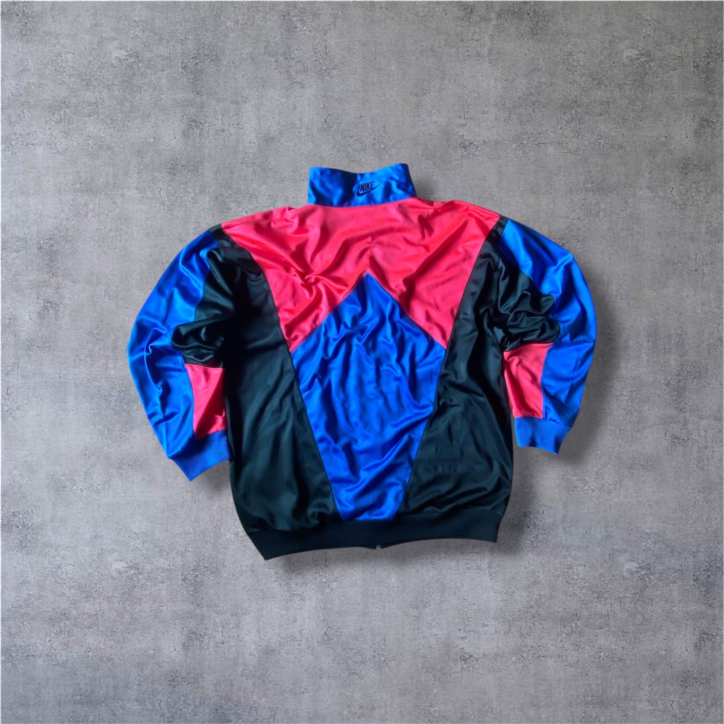 VINTAGE Nike 90s Trackjacket – Neon Pink & Royal Blue – Grey Tag – Gr. M