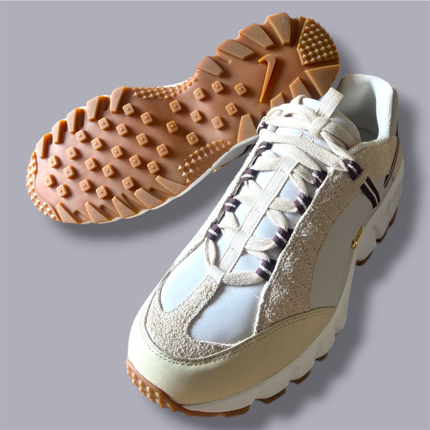 Nike Air Humara x Jacquemus „Light Bone“ – EU 43 / US 9.5