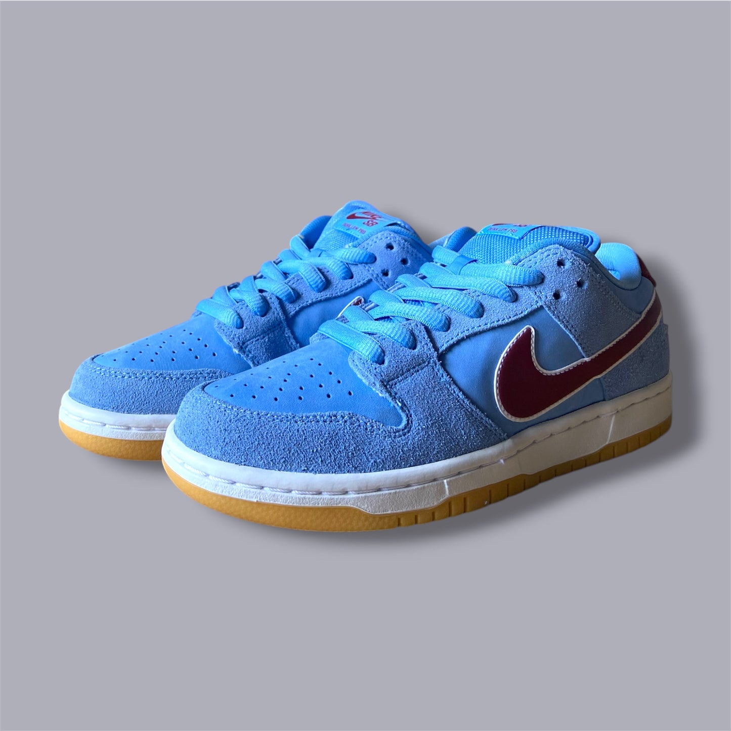 Nike SB Dunk Low „Philadelphia Phillies“ – EU 40 / US 7