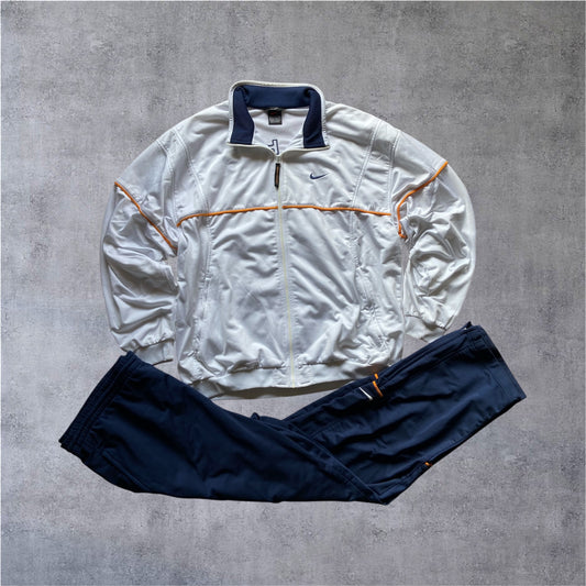 VINTAGE Nike 90s TRACKSUIT – WHITE & NAVY - Gr. XL