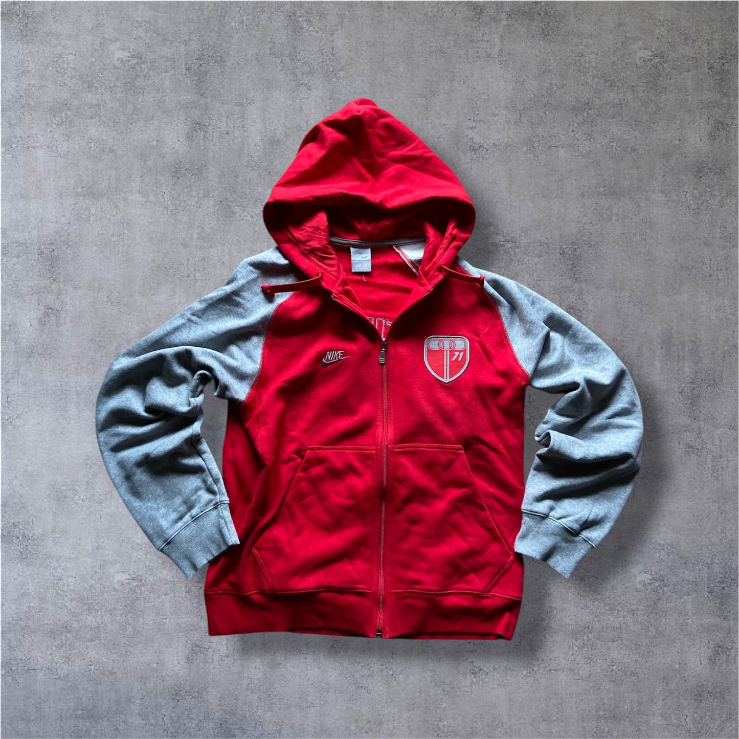 VINTAGE Nike 2000s Athletic 71 Tracksuit – Silver Tag – Grau/Rot – Gr. M