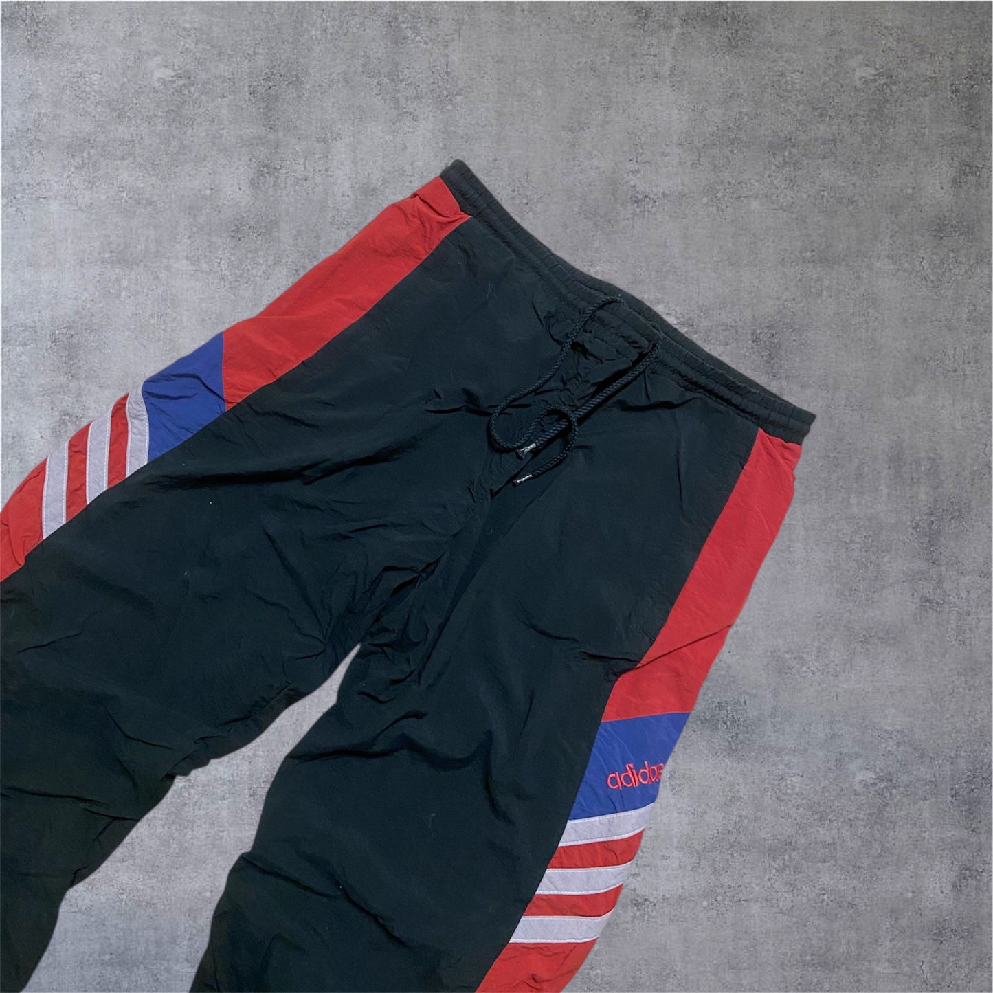 VINTAGE Adidas Trackpants – 90s Colorblocking – Navy / Rot / Blau – Gr. S