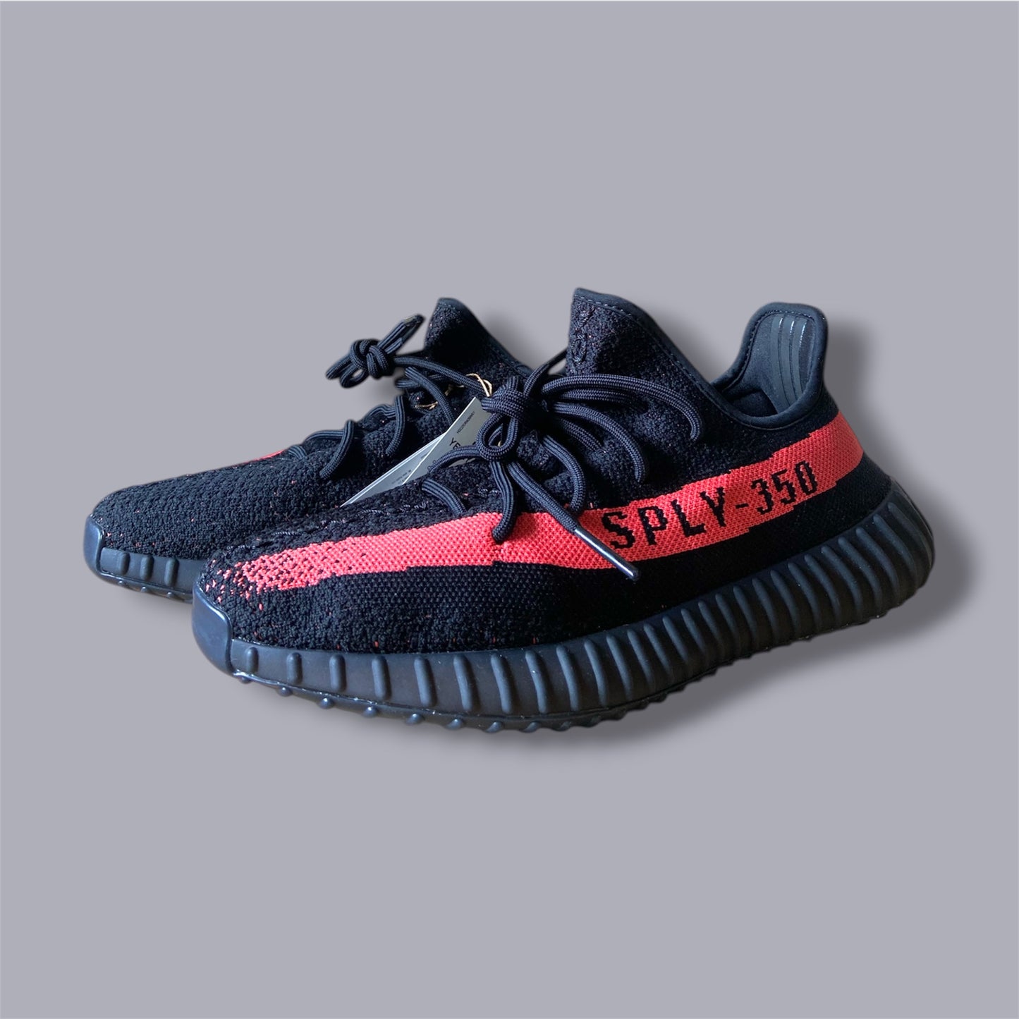 Adidas Yeezy Boost 350 V2 „Core Black Red“ – EU 44 / US 10