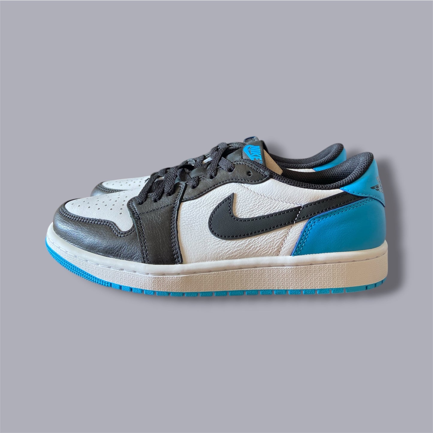 Nike Air Jordan 1 Low OG „UNC to Chicago“ – EU 43 / US 10.5 (W)