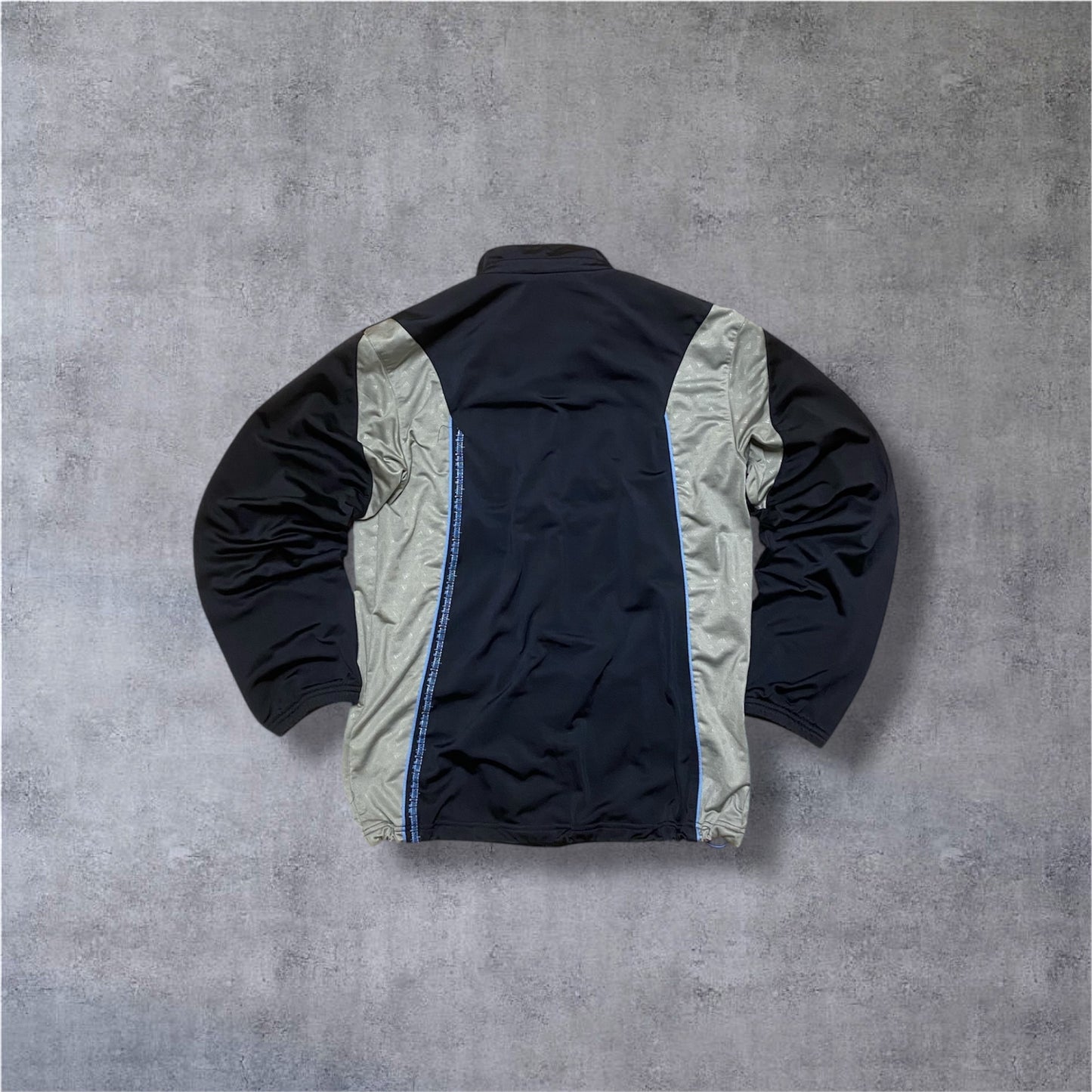 VINTAGE Adidas 2000s Tracksuit – Monogram Details – Navy/Grau/Hellblau – Gr. XL