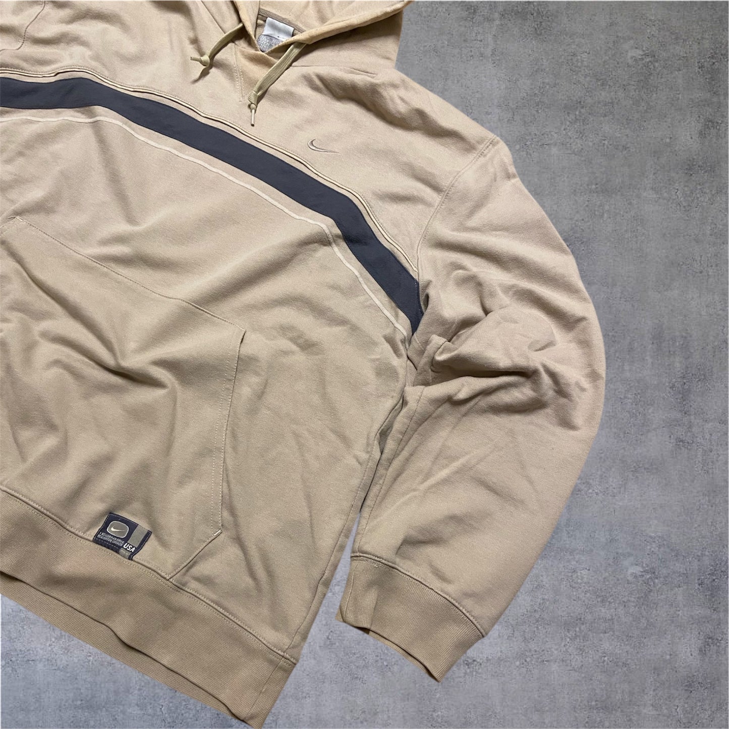 VINTAGE Nike 2000s Silver Tag Hoodie – USA 71 Archive – Creme/Navy – Gr. XL