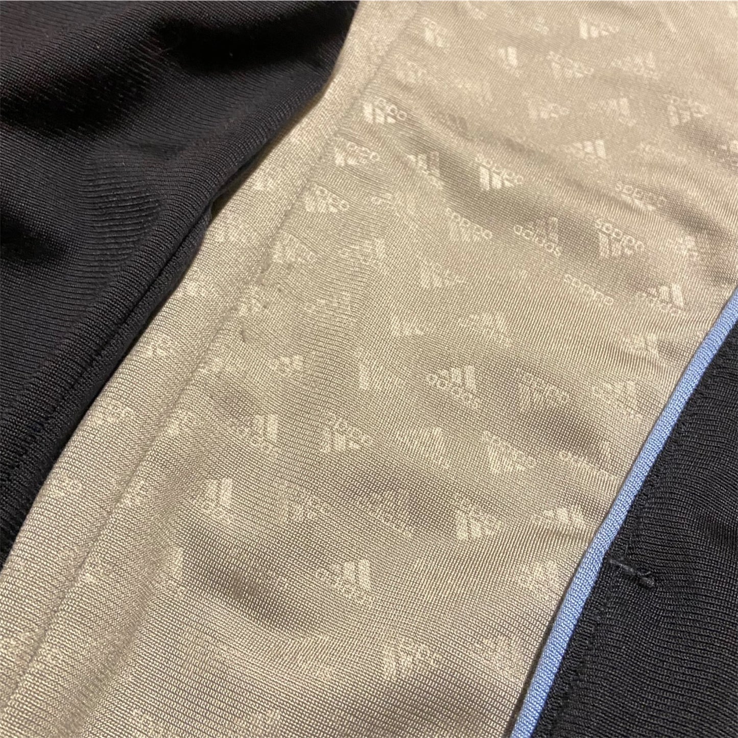 VINTAGE Adidas 2000s Tracksuit – Monogram Details – Navy/Grau/Hellblau – Gr. XL