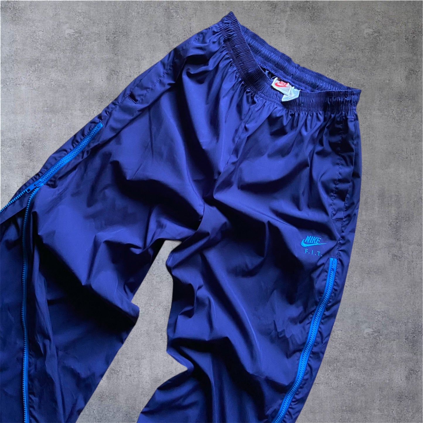 VINTAGE Nike 90s F.I.T. Traicksuit – Grey Tag – Jacke L / Hose M
