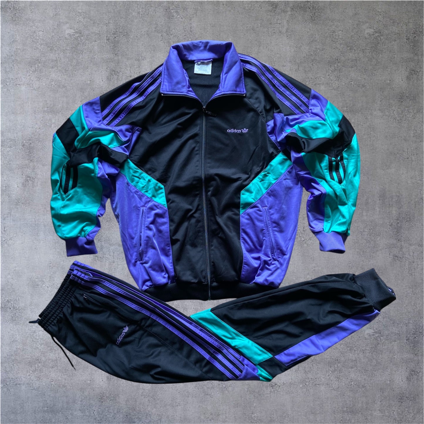 VINTAGE Adidas 90s Originals Tracksuit – Y2K Archive Edition - Gr. L