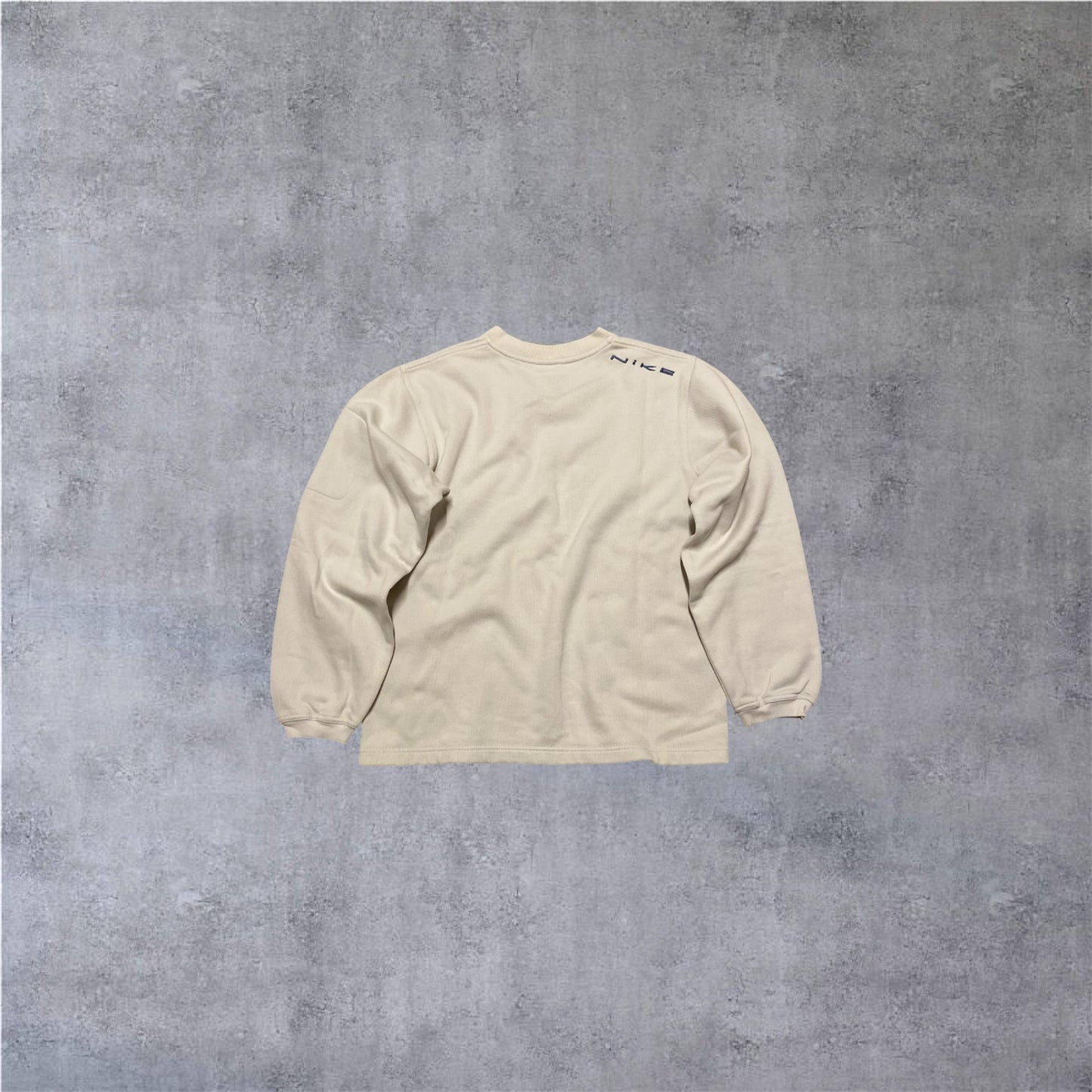 VINTAGE Nike 2000s Sweater - Heavyweight Cotton - Creme - Gr. M