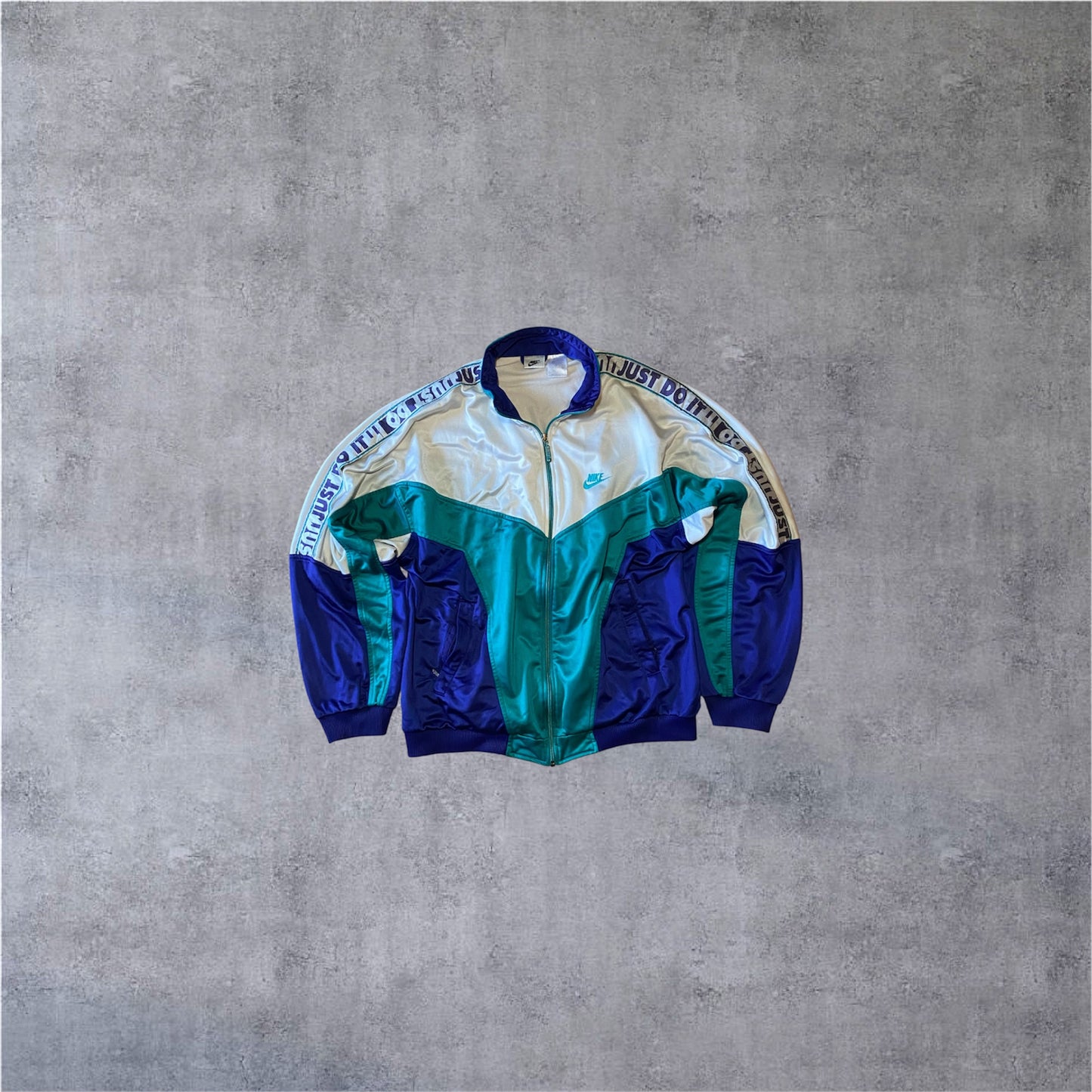 VINTAGE Nike 90s "Just Do It" Tracksuit – White Tag – Full Set (Jacket & Pants) – Gr. L
