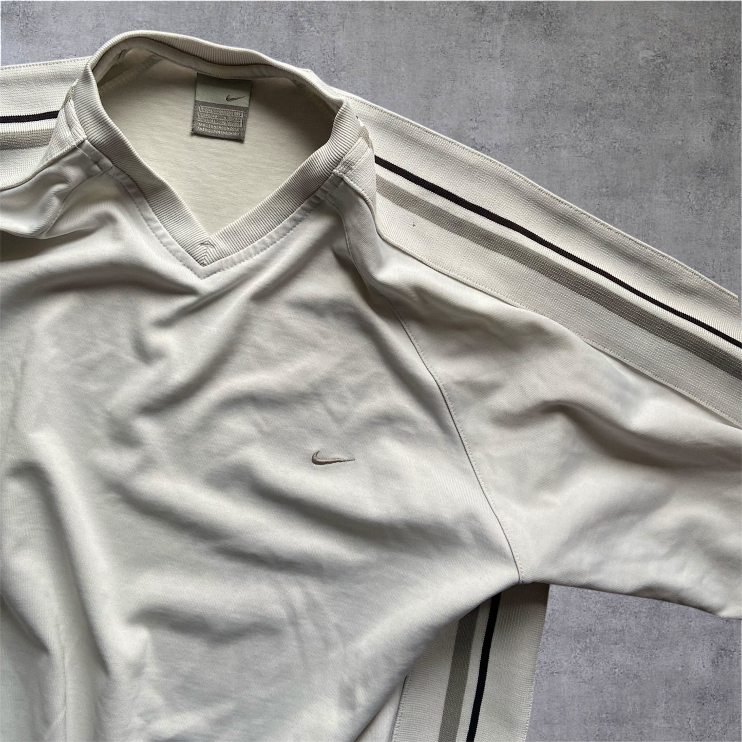 VINTAGE 2000s Nike Center Swoosh Tee – Cream / Off-White – Heavyweight Cotton  – L