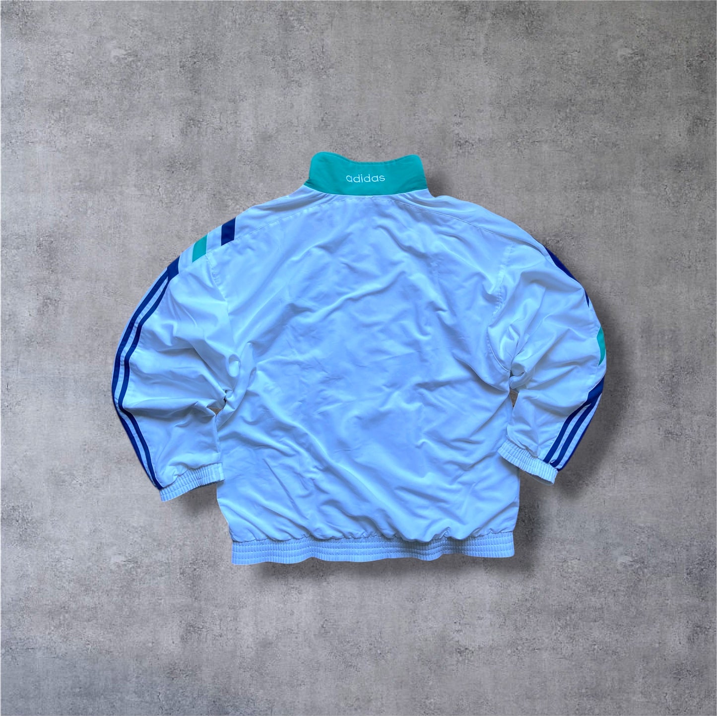 VINTAGE 90s Adidas Trackjacket – Weiß / Türkis / Blau – Backprint Logo – Gr. L