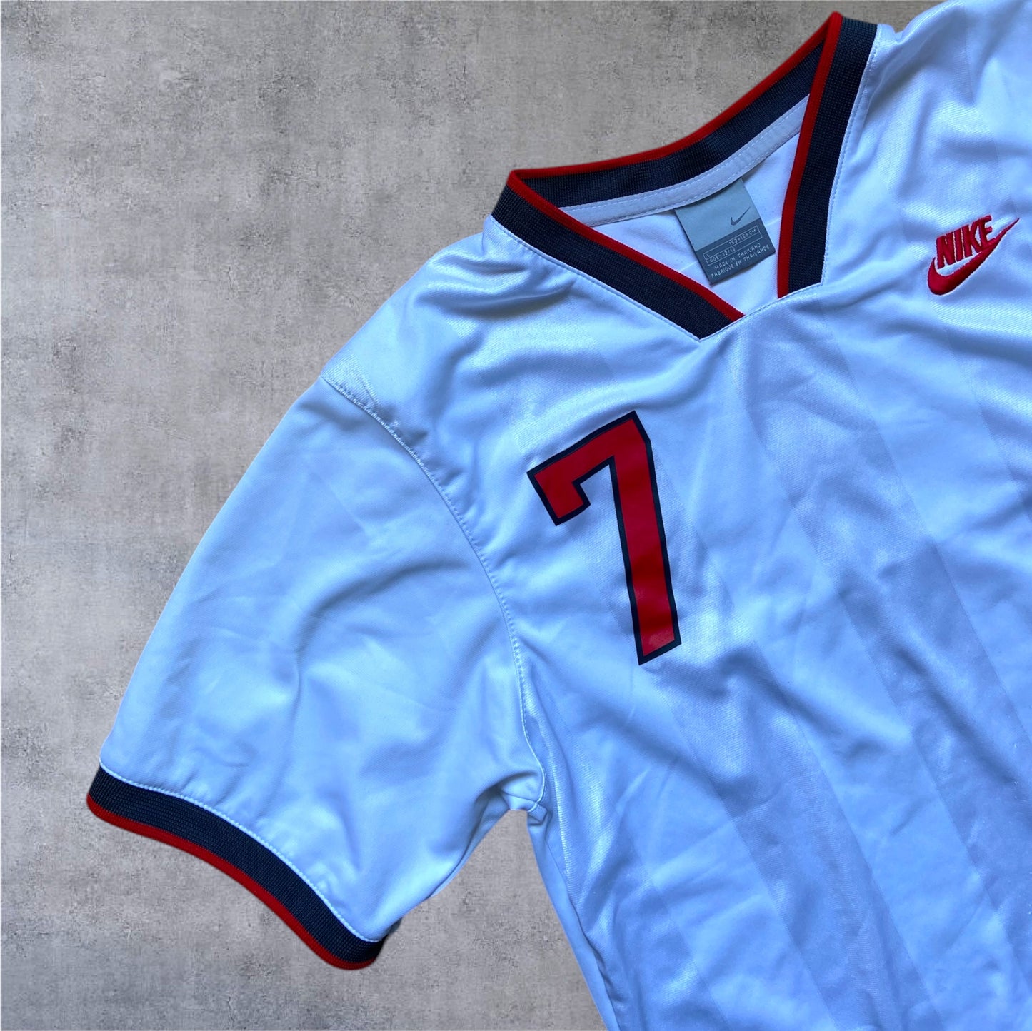 VINTAGE 90s Nike Teamwear Trikot – #7 – Weiß/Navy/Rot – Kindergröße L
