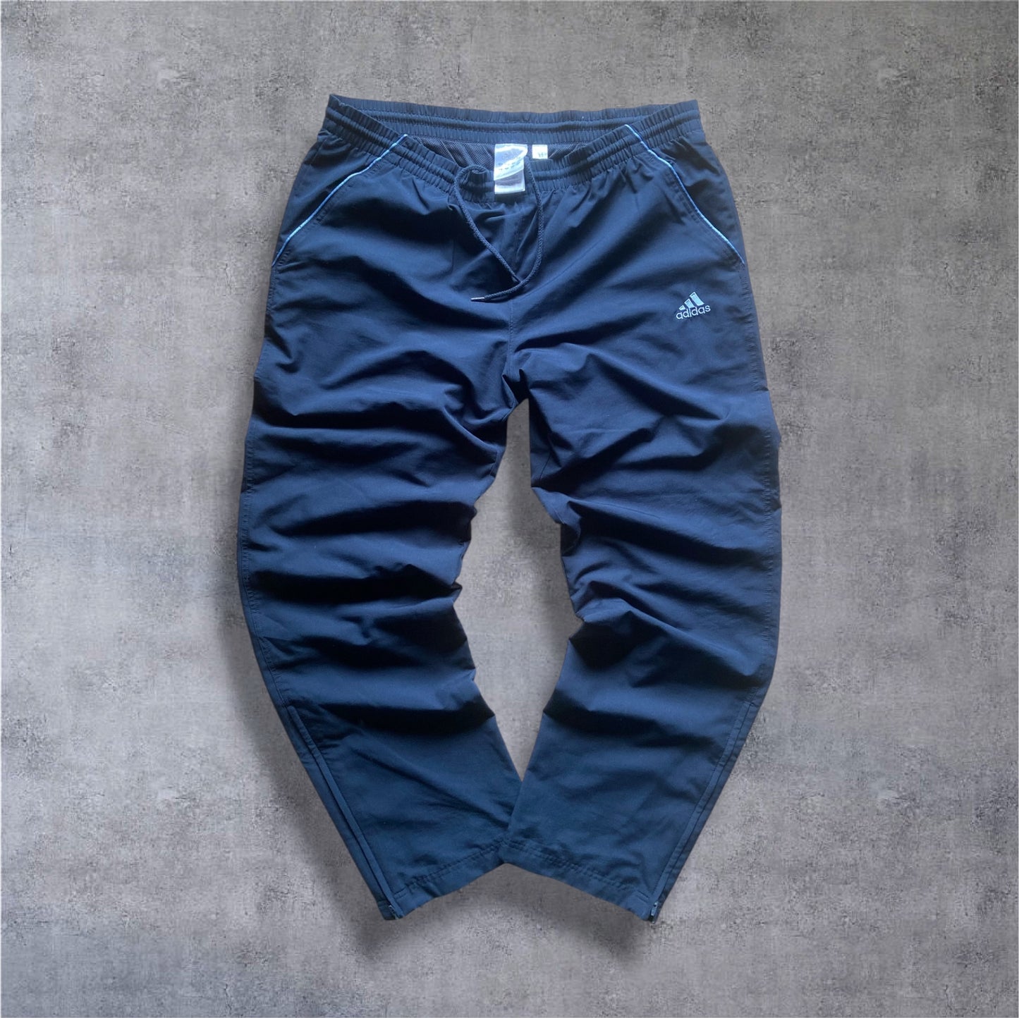 VINTAGE Adidas 2000s Track Pants – Schwarz – Gr. L