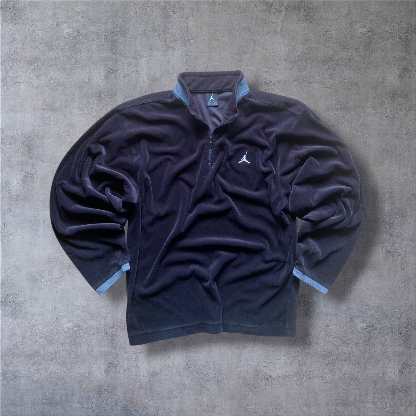VINTAGE Jordan 90s Black Tag 1/4 Zip Sweater – Samt/Velour – Schwarz – Gr. M