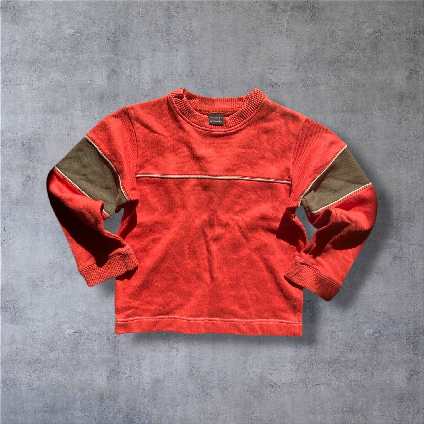 Nike Athletic Crewneck – Red / Brown Accents – Silver Tag – Damen Gr. M